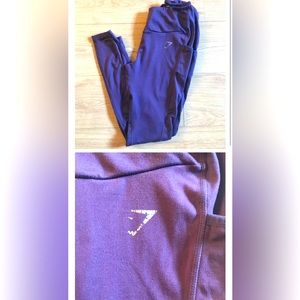 Gym shark leggings